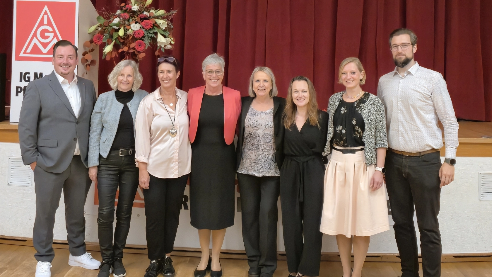 Das Team der IG Metall Pforzheim zusammen mit Claudia Peter